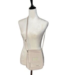 Classics Authentic Issue women’s crossbody bag in khaki